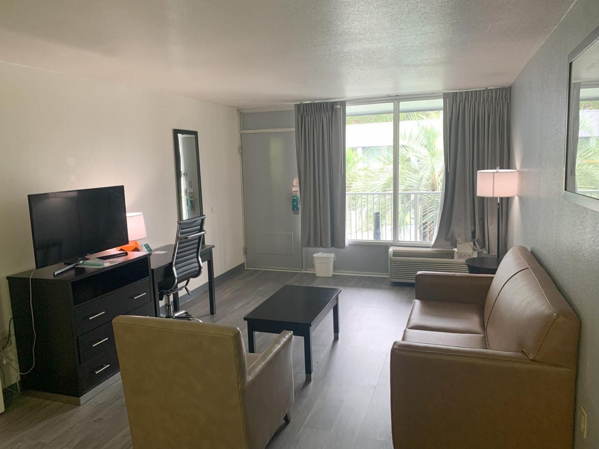Hotel Quality & - Savannah North Hardeeville